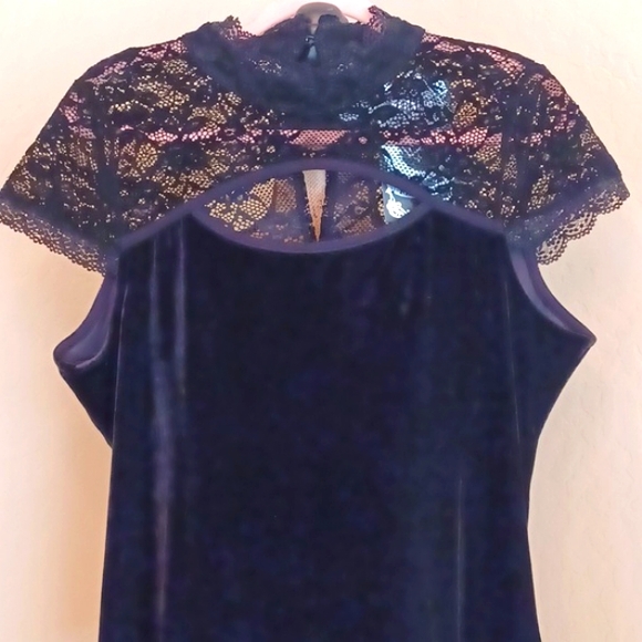 Killstar Tops - KILLSTAR 4x velvet and lace ETERNALLY YOURS TOP LACE NECK AND VELVET BODY